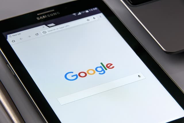 google on your smartphone 1796337 640